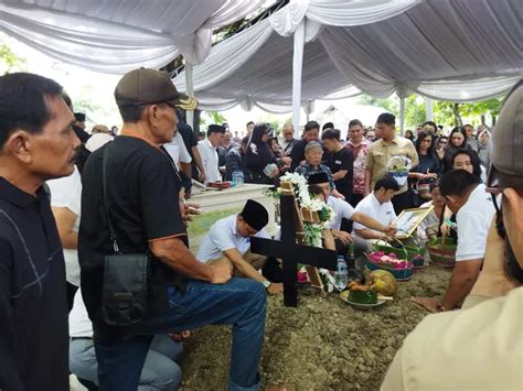 Ayahanda Mensesneg Prasetyo Hadi Berpulang Beliau Sosok Peduli