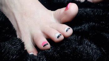Toe Cleavage Porn Tube Video Clips Clips4sale