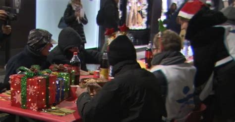 Tra Le Vetrine Del Centro La Cena Di Natale Per I Senzatetto