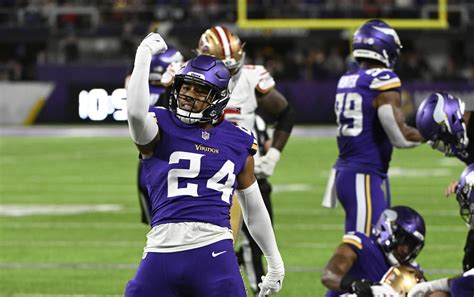 NFL Highlights Vikings Edge 49ers On Monday Night 22 17 10 23 2023