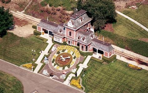 Quem é o novo dono do Rancho Neverland de Michael Jackson DCI