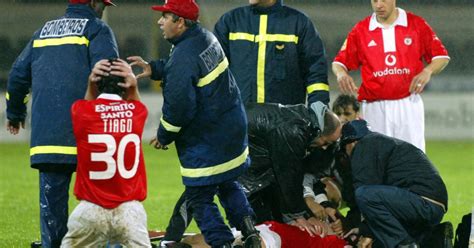 Jogadores Que Morreram Dentro De Campo