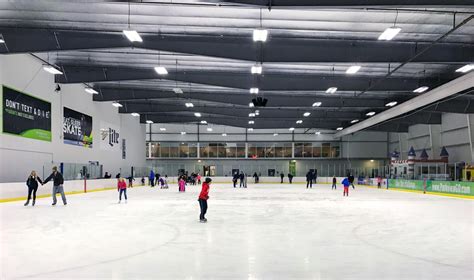 Ice Skating Spots in Fort Wayne, Indiana | Plan a Winter Adventure