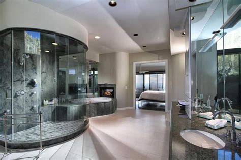 34 Large Luxury Primary Bathrooms that Cost a Fortune in 2021! - Home Stratosphere