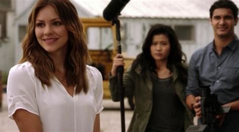 White Top De Paige Dineen Katharine Mcphee En Scorpion Spotern