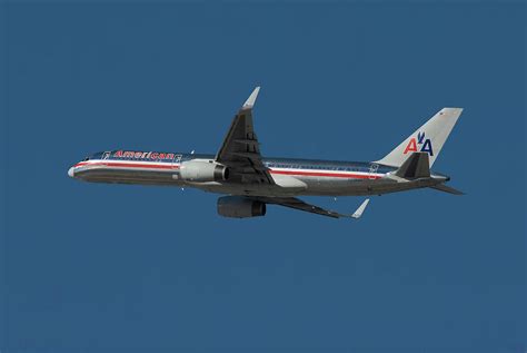 American Airlines Boeing 757 takeoff at Los Angeles Photograph by Erik Simonsen - Pixels