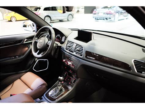 2016 Audi Q3: 92 Interior Photos | U.S. News