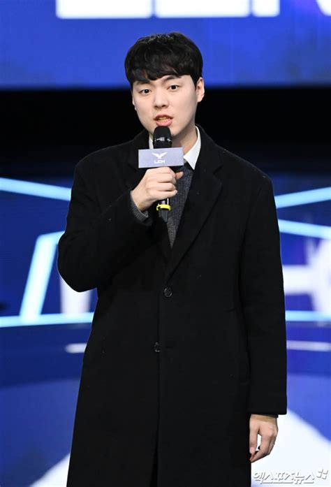 캡틴잭 강형우 오랜만에 Lck 분석데스크로 복귀 포토