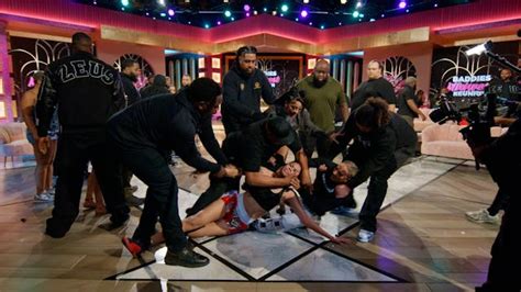 2. Baddies Midwest Reunion: Part 2 - Baddies Midwest Reunion - Zeus