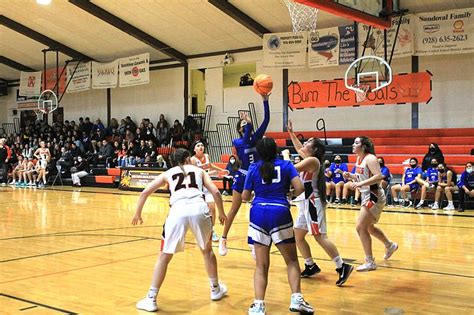 Hopi High Girls Place Third At Route 66 Holiday Classic Navajo Hopi