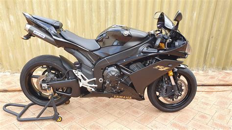 2008 Yamaha R1 – Black & Gold Ed – LOW KM - Perth Street Bikes