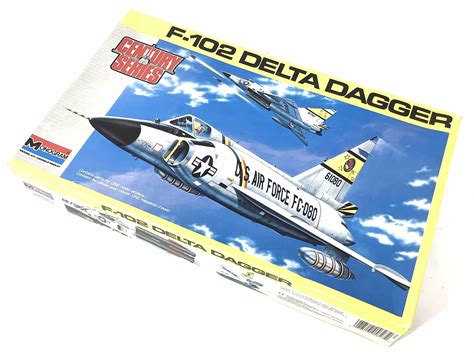 Lot - Monogram 1:48 F102 Delta Dagger Model Kit