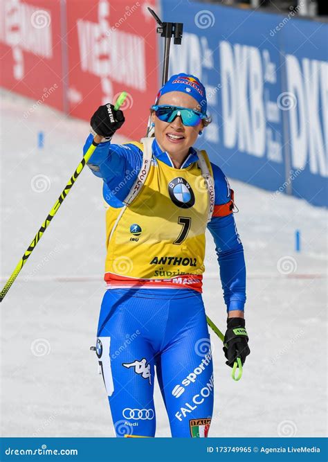 Biatl N De La Copa Mundial De Biatl N De La Ibu De Biathlon