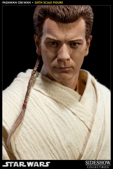 Padawan Obi-Wan Kenobi Figure - GeekAlerts