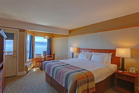 Lands End Resort | Cozy Hotel At The Tip Of The Homer… | ALASKA.ORG