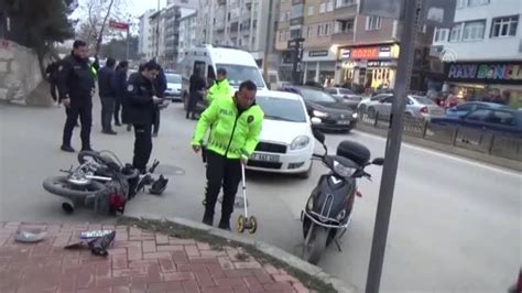 Boyabat ta otomobille çarpışan motosikletin sürücüsü yaralandı Son Dakika