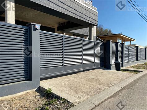 Откатные ворота купить в Москве. Цены откатных ворот с электроприводом ...