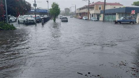 Storm Leaves Thousands Of South Australians Without Power