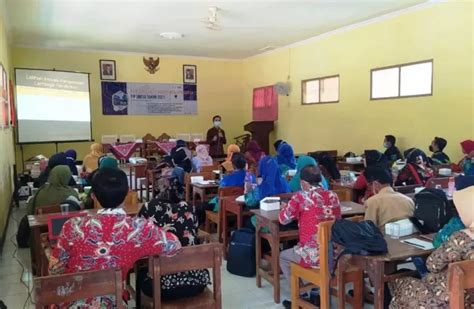 Dosen FIP UNESA Beri Pelatihan Pendampingan Kasek Dan Pengawas Di