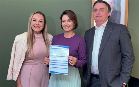 Cantora Gospel Cristina Mel Se Filia Ao Pl Aval Dos Bolsonaro