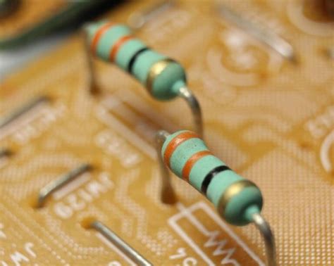 Cara Membaca Kode Warna Resistor Menghitungnya