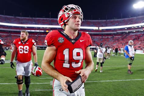 Georgia S Brock Bowers Draws Comparisons To Legendary Nfl Te S Rob