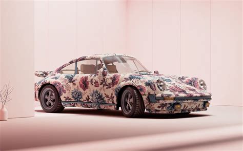 Як виглядає епатажний «хутряний» Porsche 911 - Wheel News
