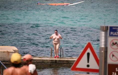 Home Pics 6997 Nude Photos6119 31782 Porno Foto