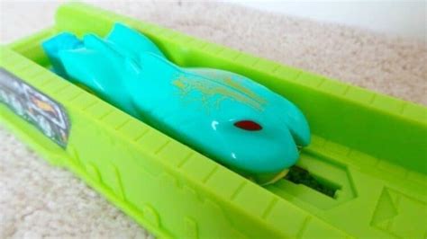 Hot Wheels Split Speeders Trackset Boo Roo And Tigger Too