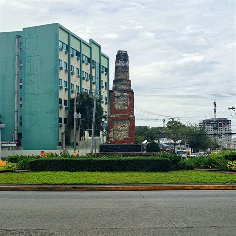 Pison “Chimney” Monument - Blogger She Mae