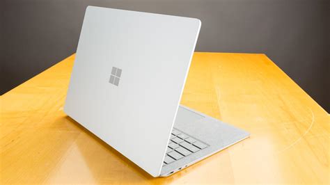 Microsoft Surface Laptop