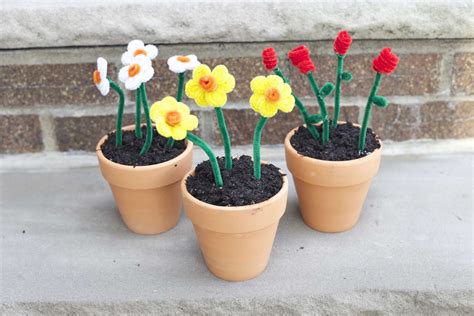 How To Make Pipe Cleaner Flowers