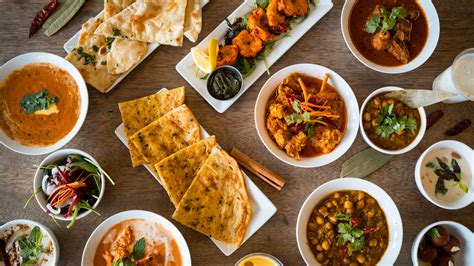 15 Mistakes You're Making When Eating At An Indian Restaurant