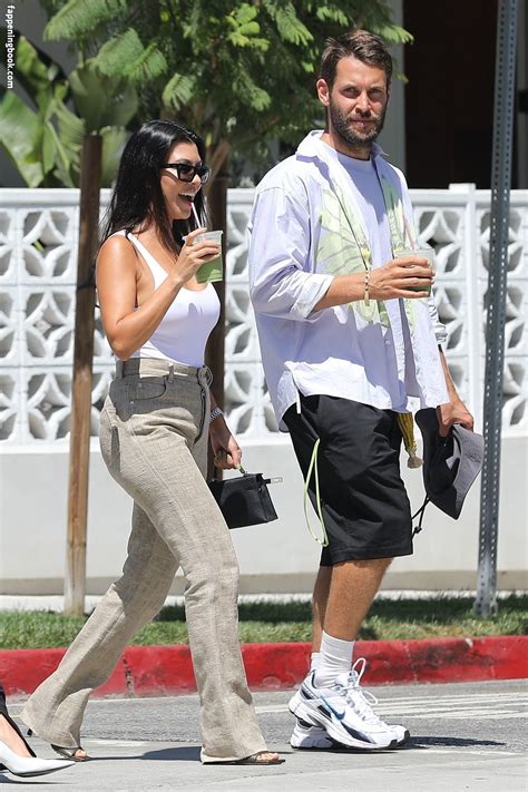 Kourtney Kardashian Nude The Fappening Photo 1006805 FappeningBook