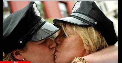 Albanie Les communautés religieuses ne veulent pas de la Gay Pride La DH Les Sports