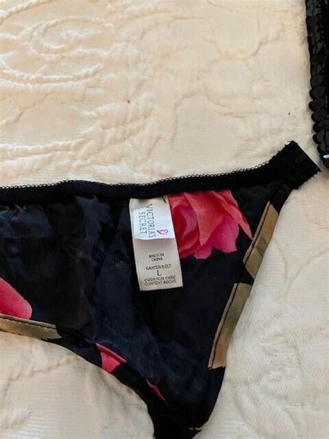 VINTAGE GARTER BELT SILK VICTORIAS SECRET LINGERIE Sz M EBay