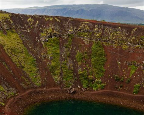 exploring  depths  kerid crater  iceland