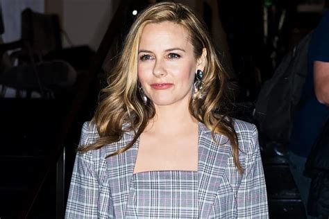 Alicia Silverstone Poses Nude For Peta Clueless Star Says She Never Gets Naked