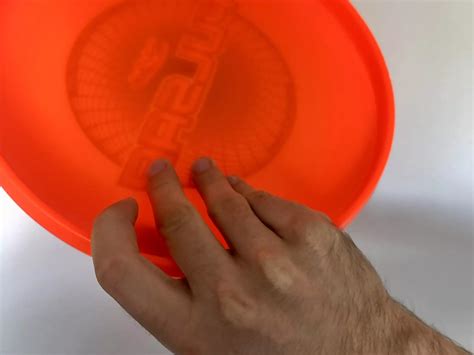 How To Throw A Backhand Like A Pro Frisbee Dude