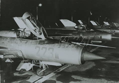 45 години МиГ-21 в България - Pan.bg
