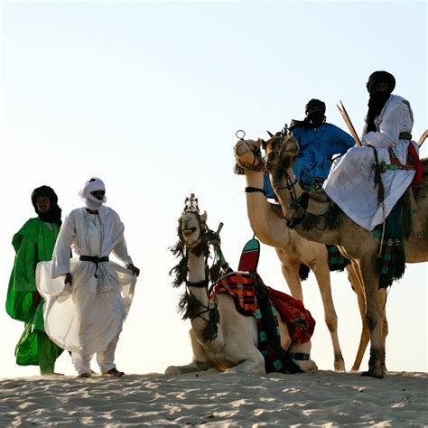 Que Outros Povos Ou Culturas Têm Costumes Semelhantes Aos Tuaregues - BLOG DO PROFESSOR MARCIANO DANTAS: TUAREGUES: POVOS DO DESERTO DIVIDIDO ...