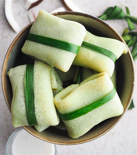 Vegan Pandan Crepes With Sweet Coconut Good Old Vegan