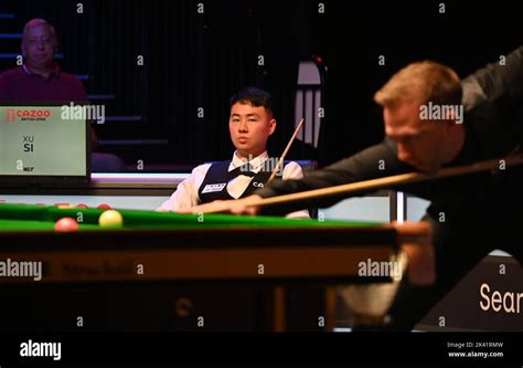 Xu si snooker hi-res stock photography and images - Alamy