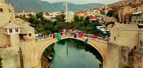 Slide Uwc Mostar