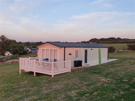 Cornwall Holidays 2024 - 2025 - Book ahead, holiday and caravan park in ...