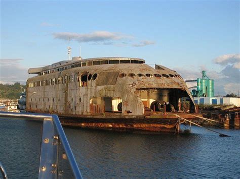 MV Kalakala: Rusting Hulk of Iconic Art Deco Ferry - Urban Ghosts