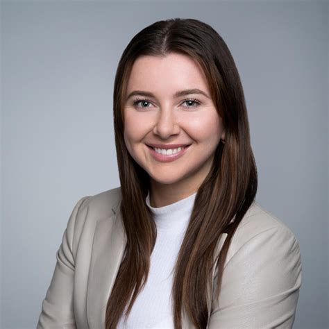 Professional Headshot Backgrounds | HeadShots Inc 