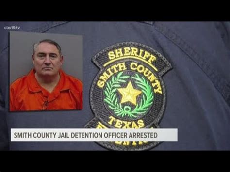 Smith County jail detention officer arrested - YouTube