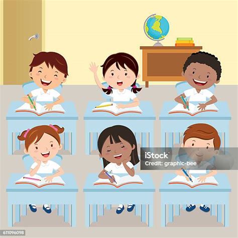 Anakanak Sekolah Belajar Di Kelas Ilustrasi Stok - Unduh Gambar ...