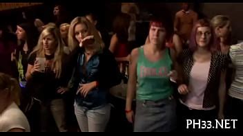 Camarero Follando A Uno Dando Un Beso A Otro Xvideos